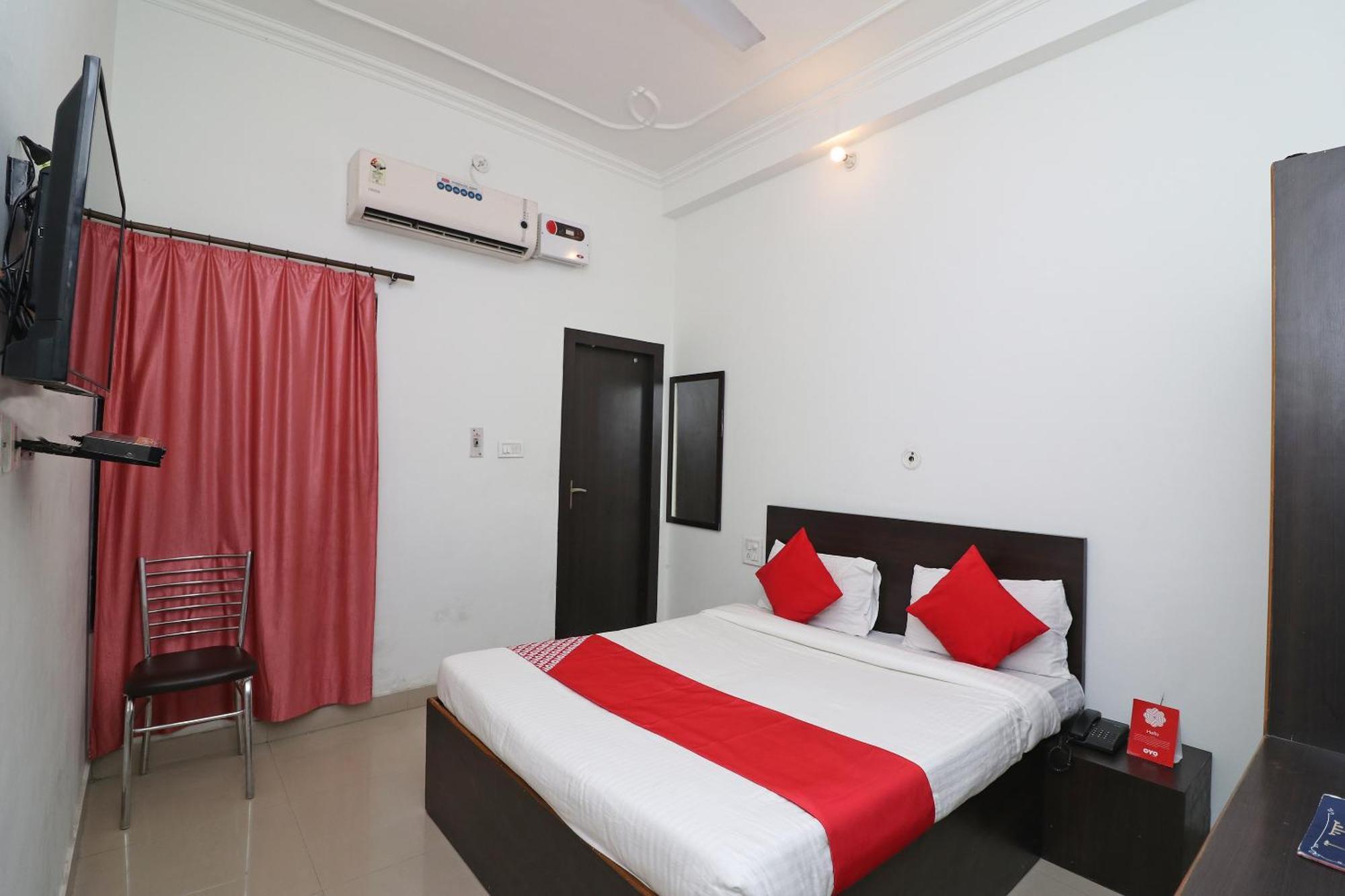 OYO 24199 Hotel Ojus Tower Rudrapur Buitenkant foto